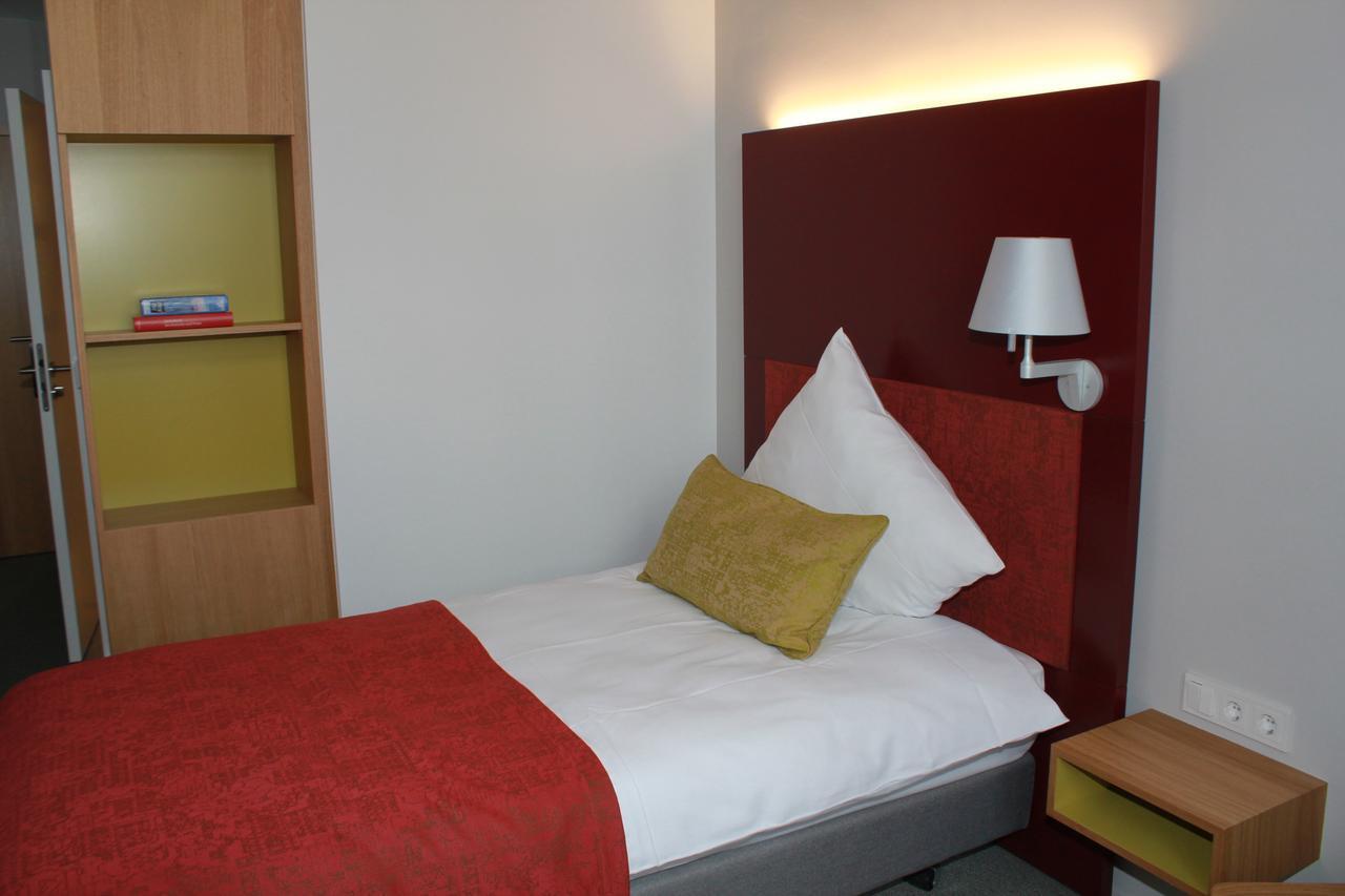 Hotel Katholisch-Soziales Institut Siegburg Esterno foto